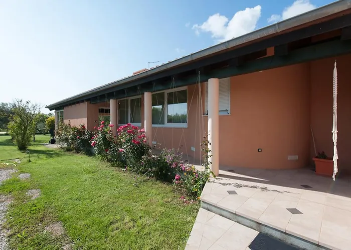 Holiday Home Frankie Paradise